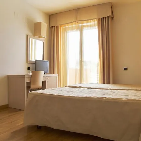 Hotel Mara 4*