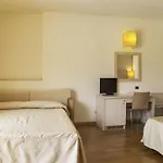 Mara 4* オルトーナ