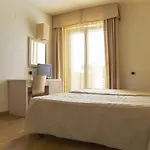 ホテル Mara 4*
