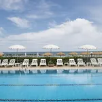 ホテル Mara オルトーナ