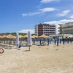 Mara ホテル オルトーナ