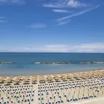 Mara Hotel