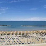 ホテル Mara オルトーナ