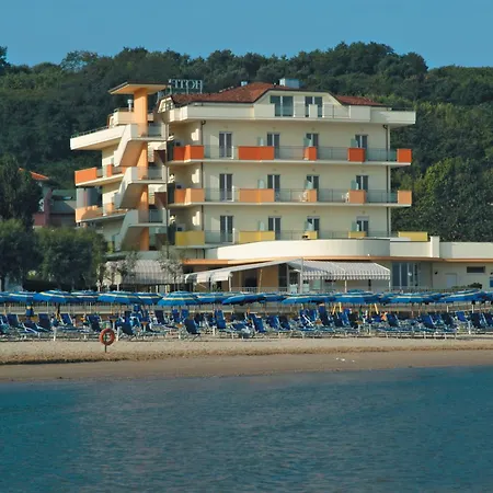 Mara Ξενοδοχείο 4*